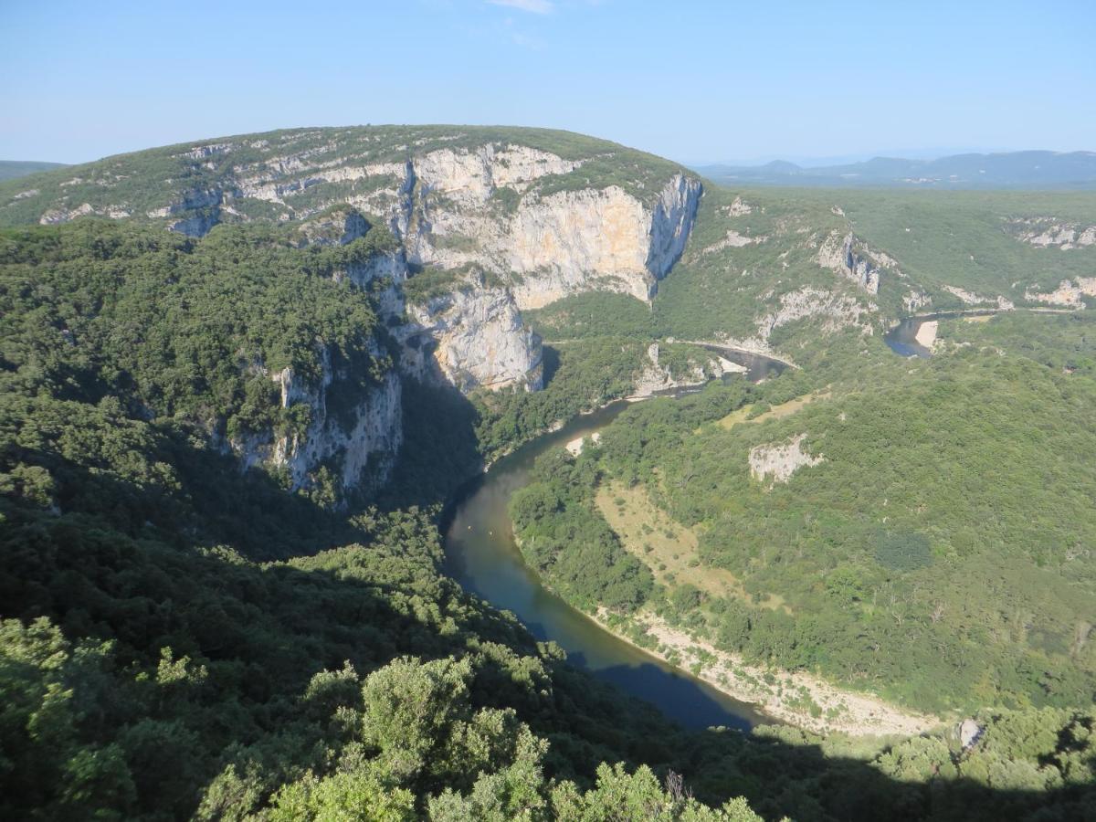 Couleurs Du Sud Vallon-Pont-dʼArc Exterior foto